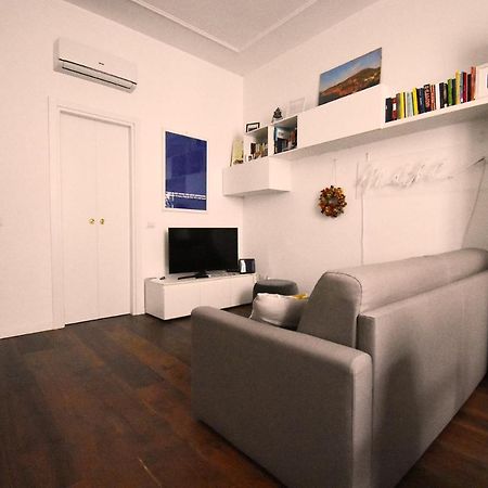 Апартаменты Corte Del 6 - Cozy Modern Flat Милан Экстерьер фото