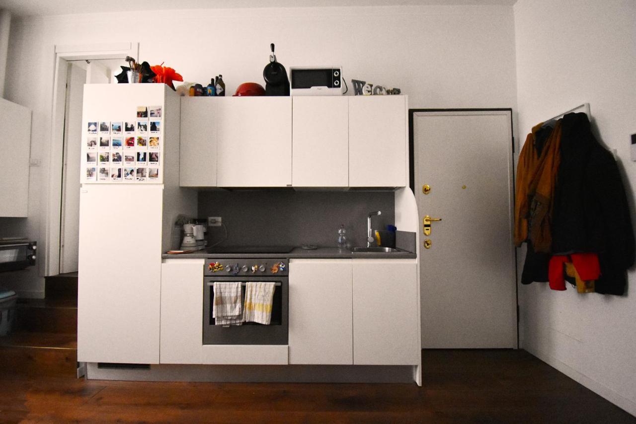 Апартаменты Corte Del 6 - Cozy Modern Flat Милан Экстерьер фото